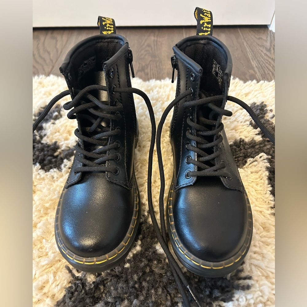 Kids Dr Martins size 12